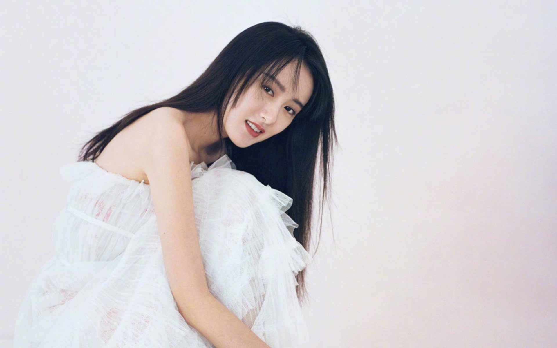 F1年度争冠之夜，肾上腺素与精密计算的对决，见证车手全程高能输出的封神之战